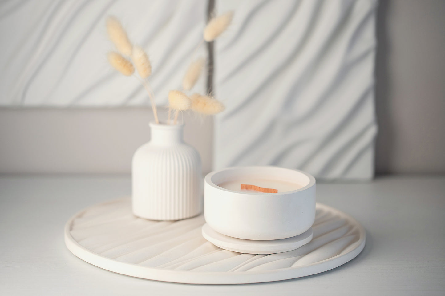 Gips-Tablett mit Sandwellenrelief - Vielseitige Eleganz für Kerzen, Düfte und Schmuck