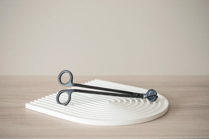 Docht-Trimmer - Schwarze Edelstahl-Schere für die Kerzenpflege