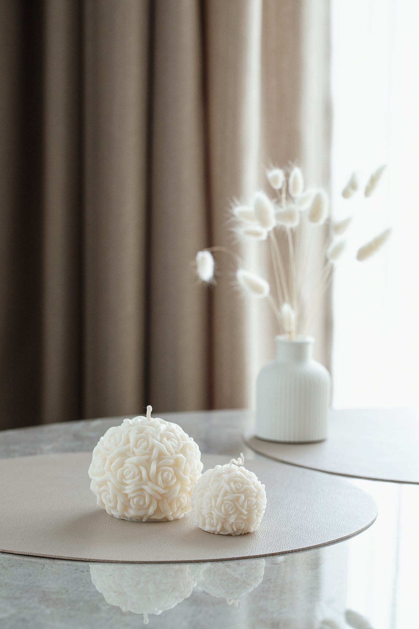 Elegant Rose Ball Candle Duo with Gypsum Tray – Perfect for Home Decor and Gifting