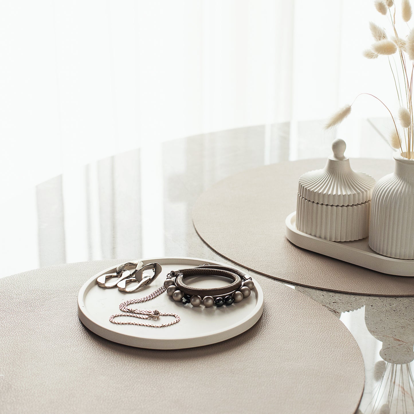 Rundes Gips-Tablett für Kerzen, Schmuck, Raumdüfte