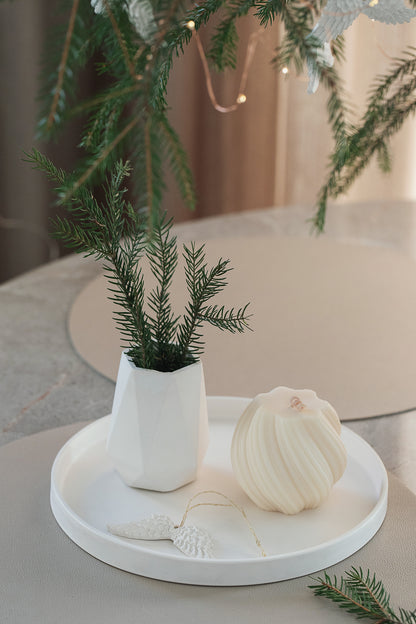 Großes Geschenkset – Zwei duftende Wirbelkerzen mit Tablett & diamantförmiger Vase, elegante Gips-Wohnkultur