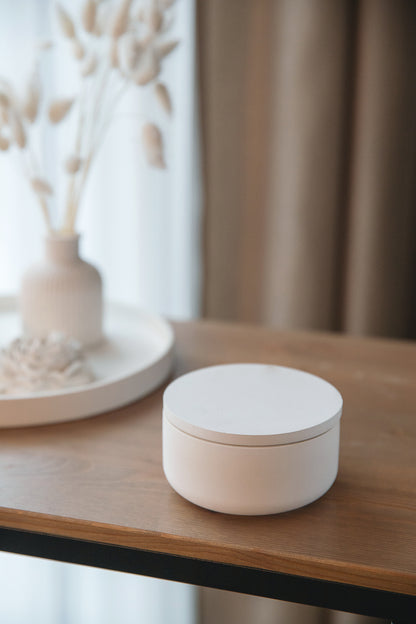 Elegantes weißes Gipsglas – Handgefertigter Badezimmerhalter für Wattestäbchen & stilvolle Aufbewahrung