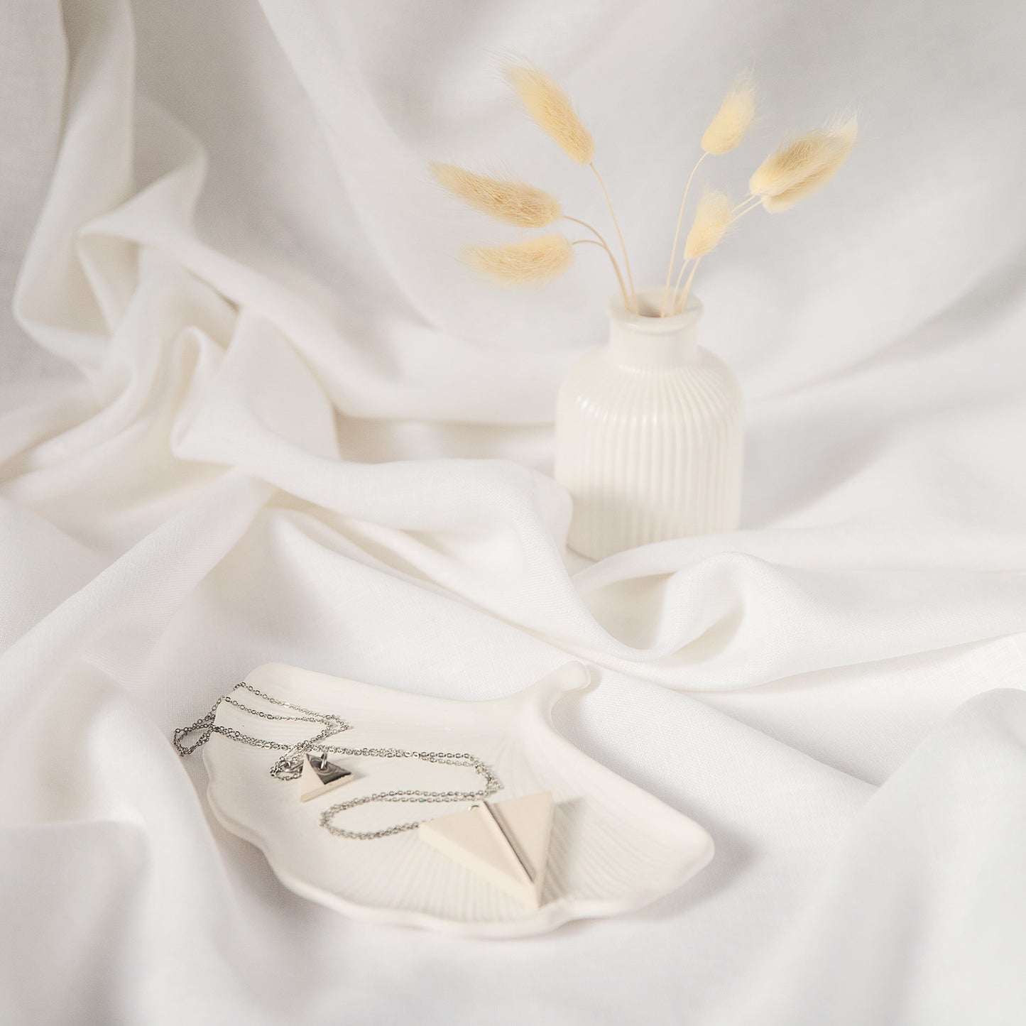 Handmade Gypsum Leaf Shape Tray  - Ideal Jewelry Tray, and Eco-Friendly Home Decor Gift