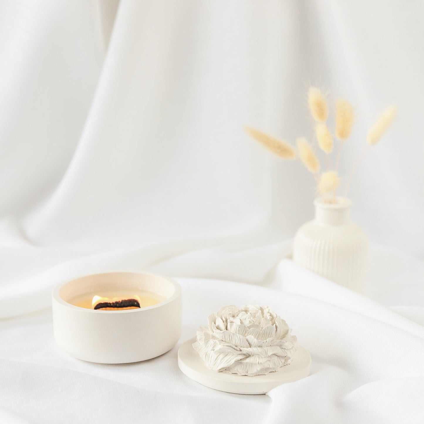 Peony - Embraced Scented Coconut Wax Candle with Wood Wick in Gypsum Jar
