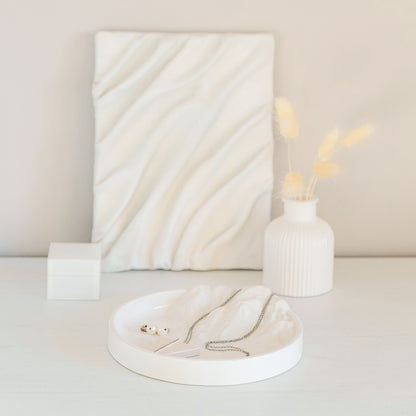 Gips-Tablett mit atemberaubendem Reliefdetail für Düfte und Schmuck